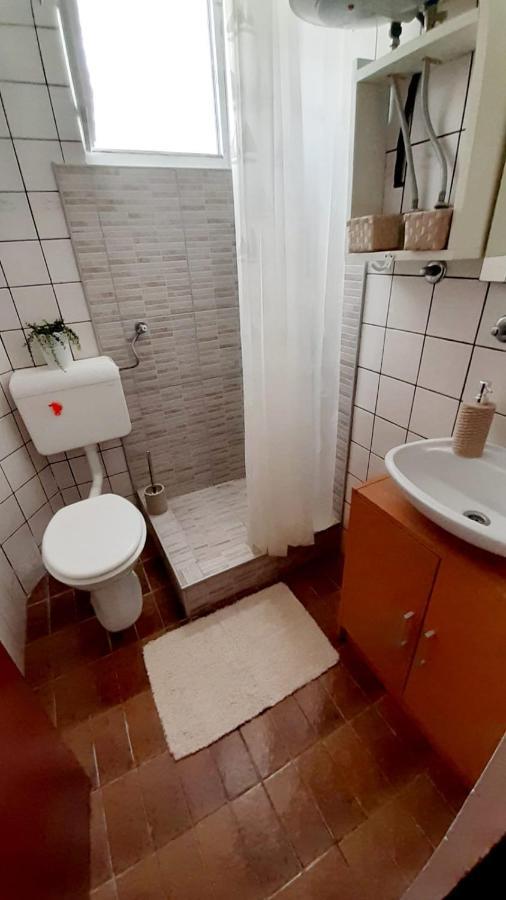 Apartman Ivan Vir Buitenkant foto