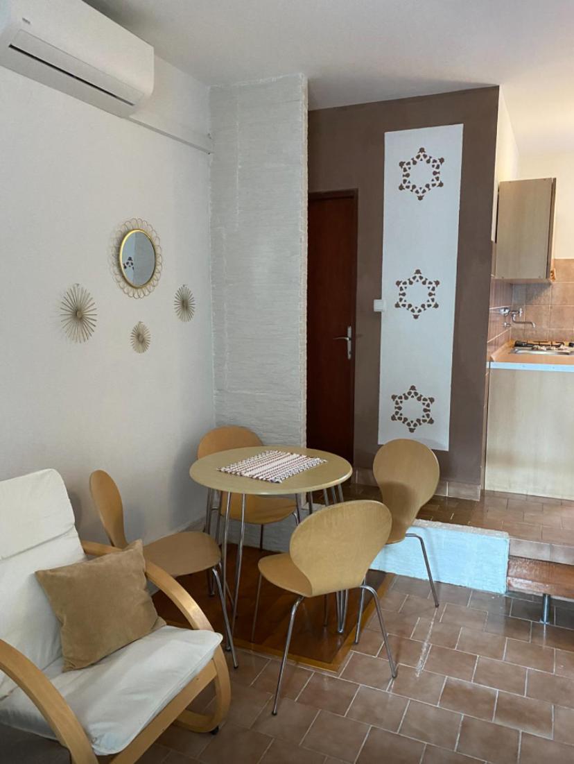 Apartman Ivan Vir Buitenkant foto